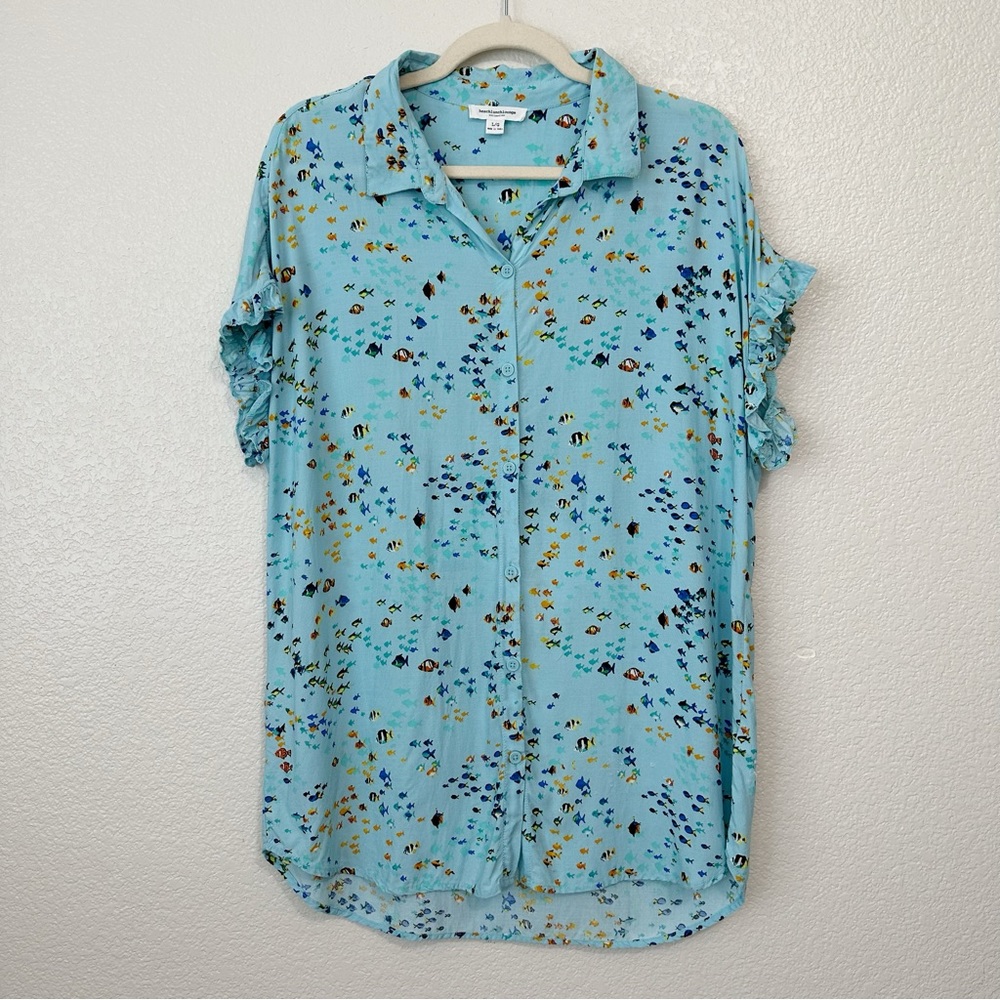 Beachlunchlounge Fish Ocean Aquarium Button Down Shirt